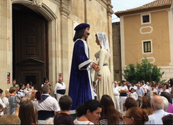 L'Anastasi i la Maria ballant a la sortida d'Ofici de l'any passat.