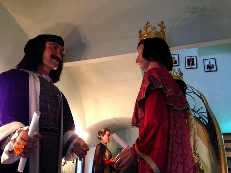 N'Anastasi, na Maria, en Jeroni, na Badamar, el Follet i la Dimonieta es troben des d'avui mateix a dins de l'Ajuntament.