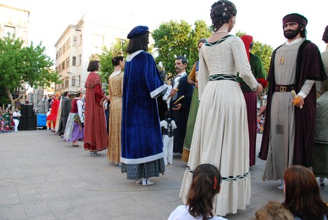 Ballant el Renaixement Gegant