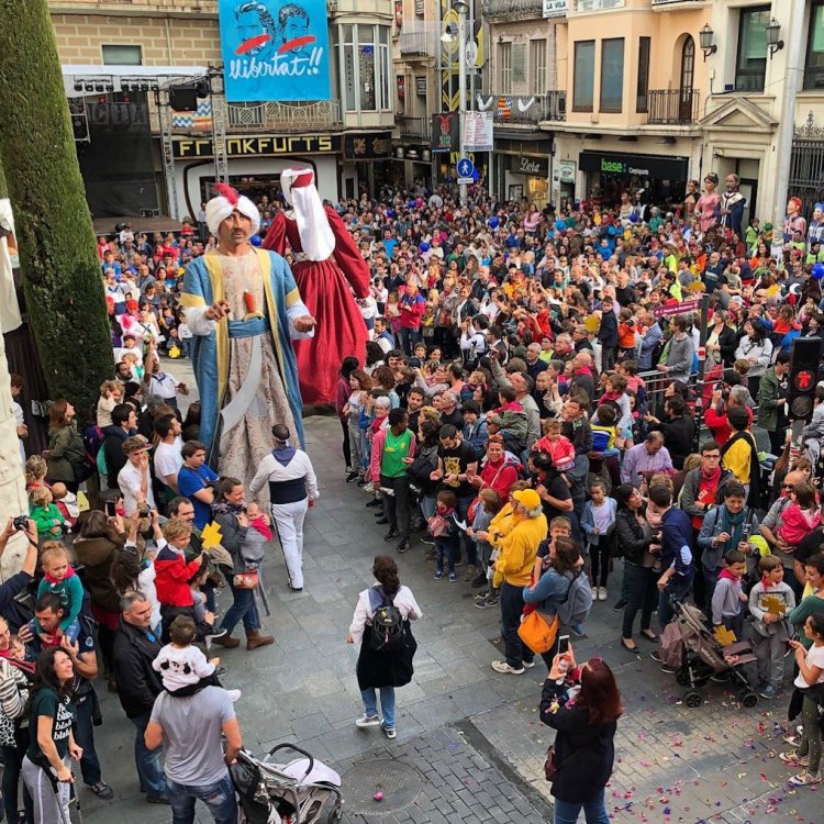 Moment de la presentació dels nous gegants Ripal i Brunel·la del Mar